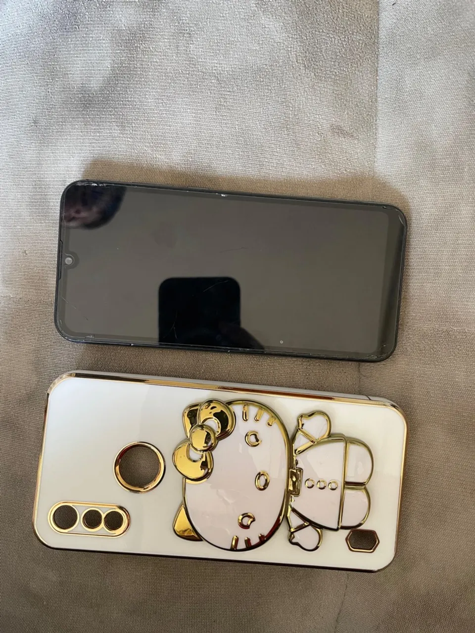 Moto E 6s com capa e carregador