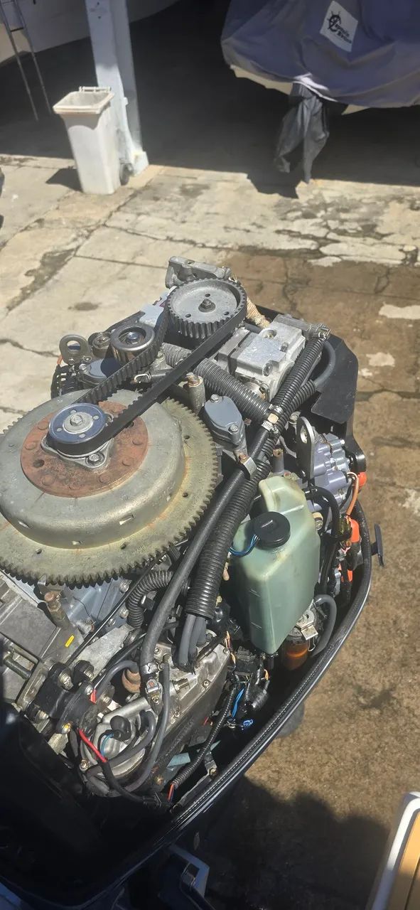 Motor de popa  Yamaha VMAX HPDI 300 hp 2 tempos.  - Foto 6