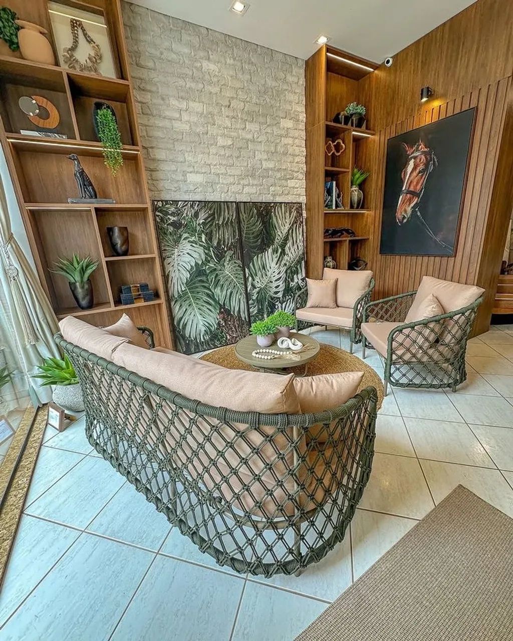 Móveis por fabricação própria e reforma móveis 