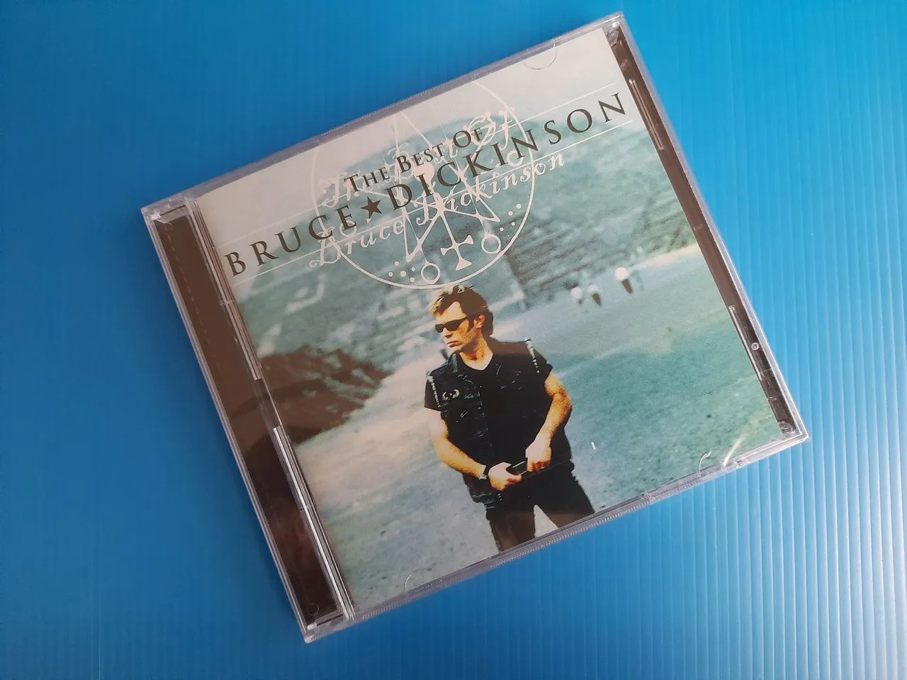 Cd Bruce Dickinson - The Best Of  (Importado) - Foto 3