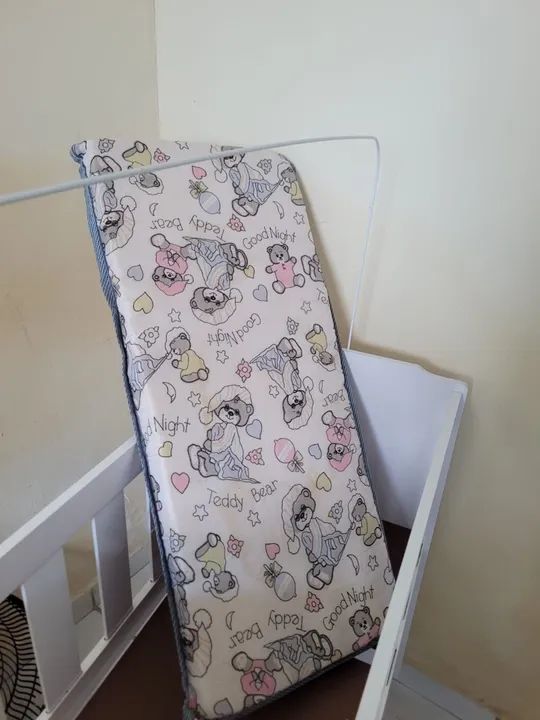 Mine Berço de madeira branco com mosquiteiro - Foto 4