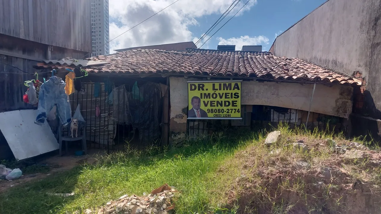 Vendo excelente terreno na av 14 de março, entre Fernando Guilhon e timbiras 7.5 X 32.5