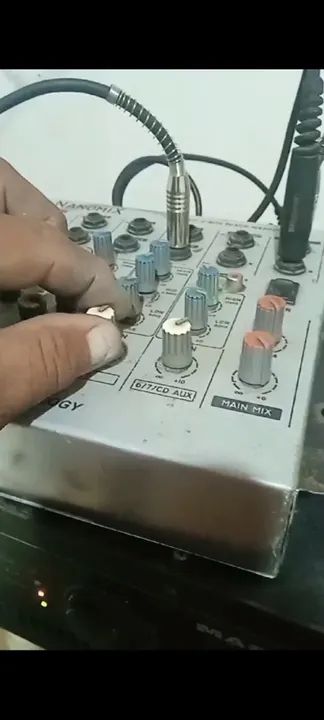 Mesa de Som 12 Canais - Mixagem Profissional