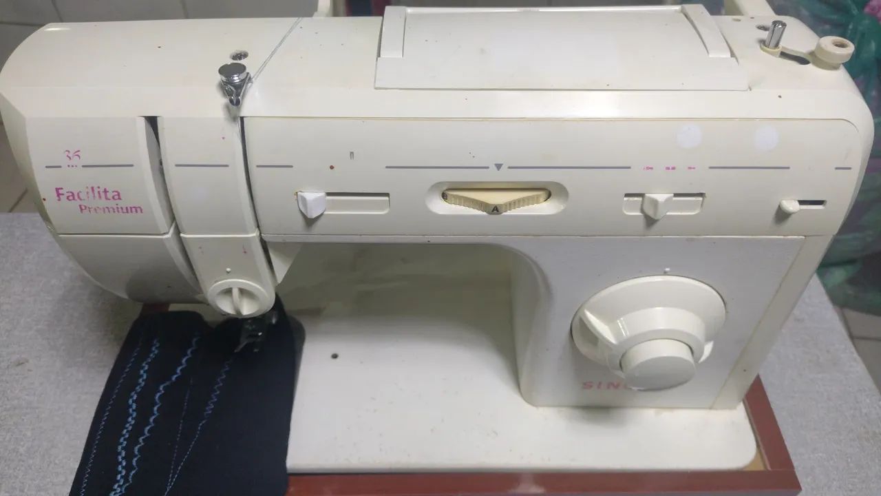 Máquina de costura doméstica Singer facilita Premium  - Foto 3