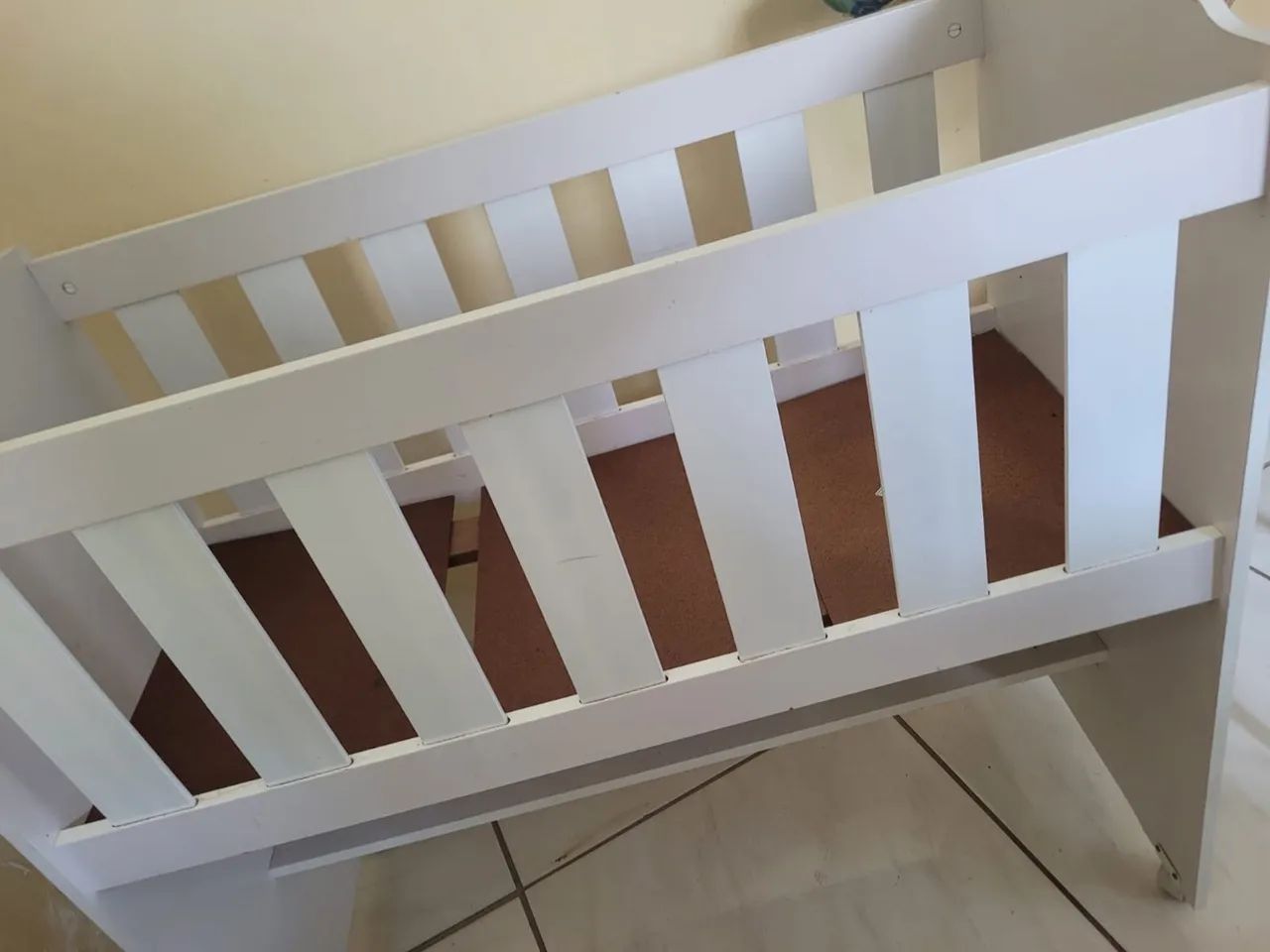 Mine Berço de madeira branco com mosquiteiro - Foto 5