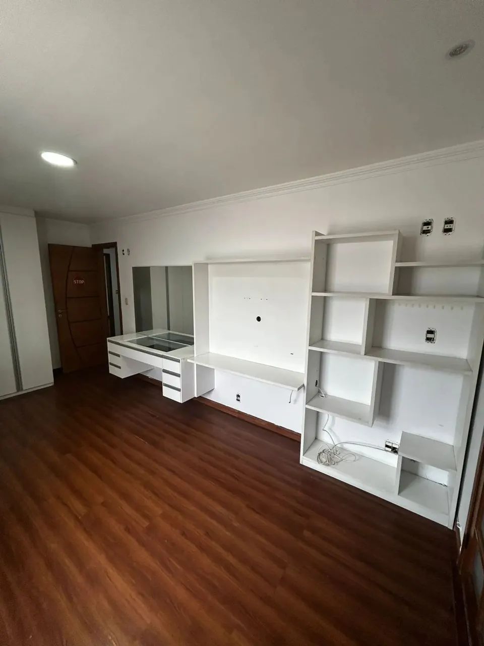 CASA AMPLA CONDOMINIO REFORMADA 3 SUITES LAZER TOTAL DOC OK - Foto 4