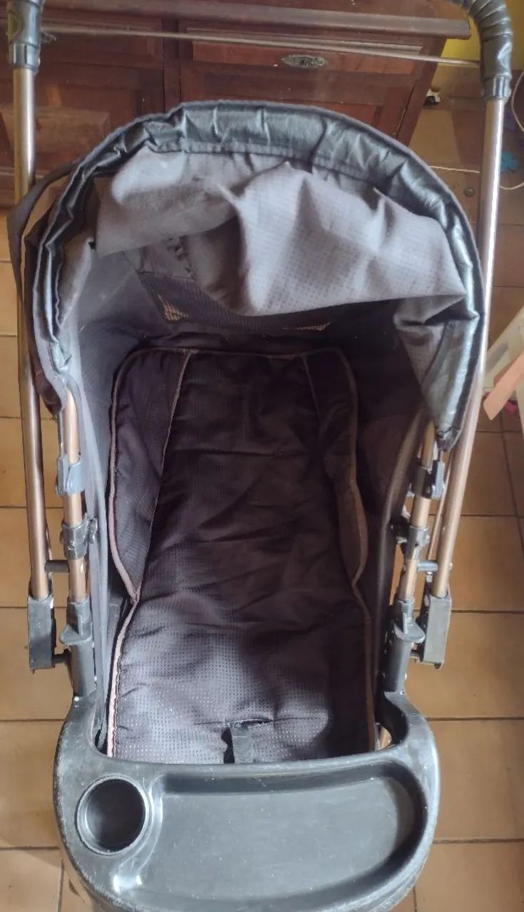 Carrinho de Bebê Compacto e Prático64293283623170123