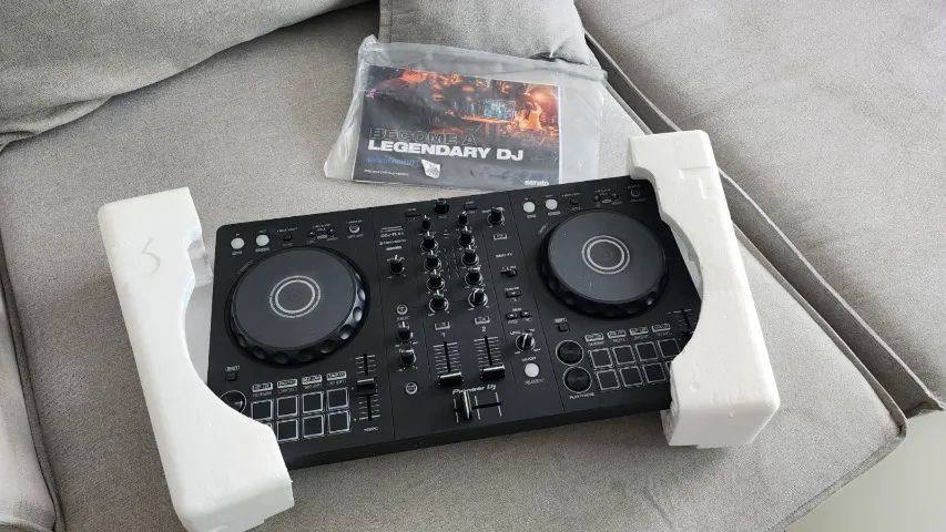 Controlador de DJ Pioneer DDJ-FLX4 - Foto 2