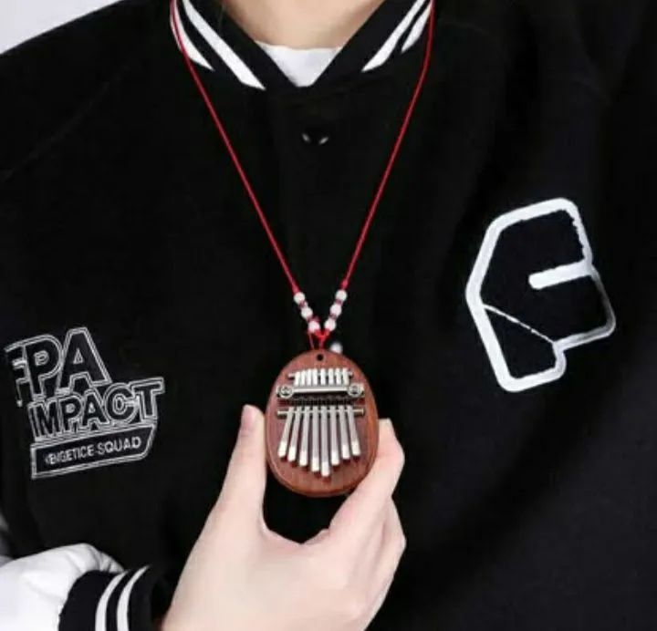 Kalimba 8 notas instrumento piano de dedo - Foto 3