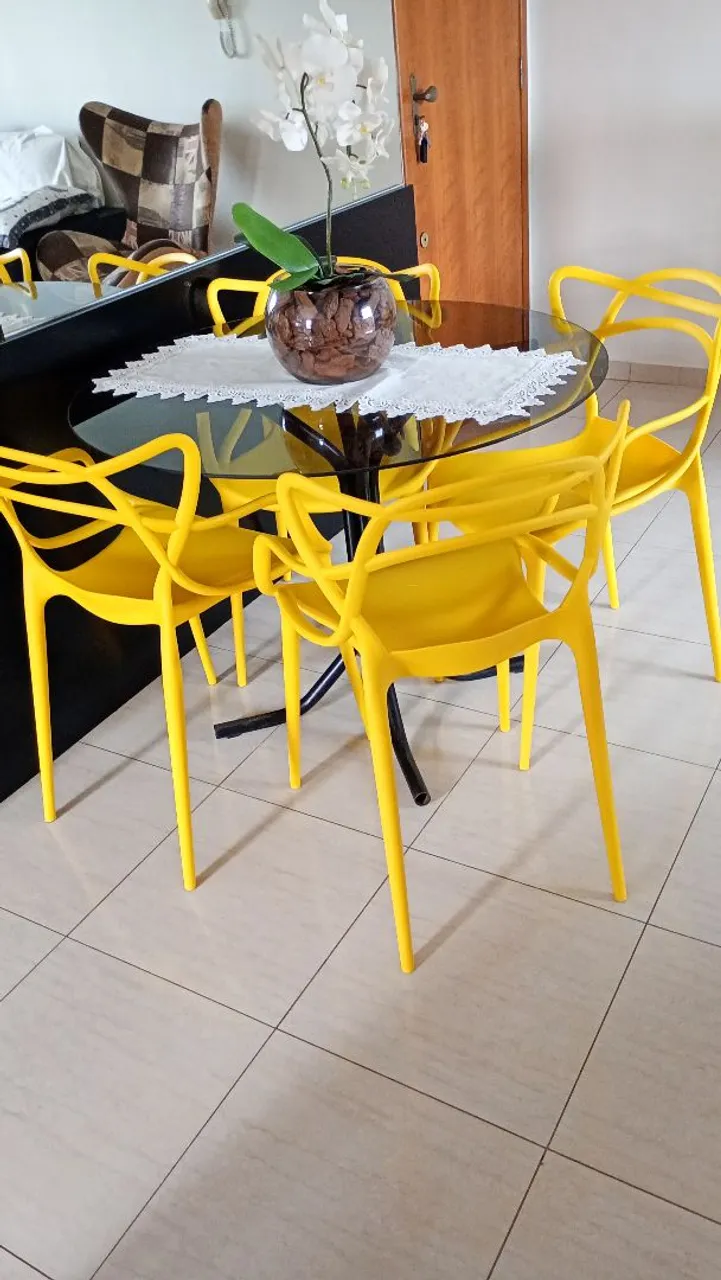 Mesa de Jantar com 4 Cadeiras