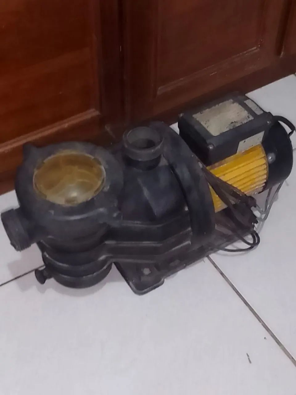 Bomba de Piscina Usada - Foto 2