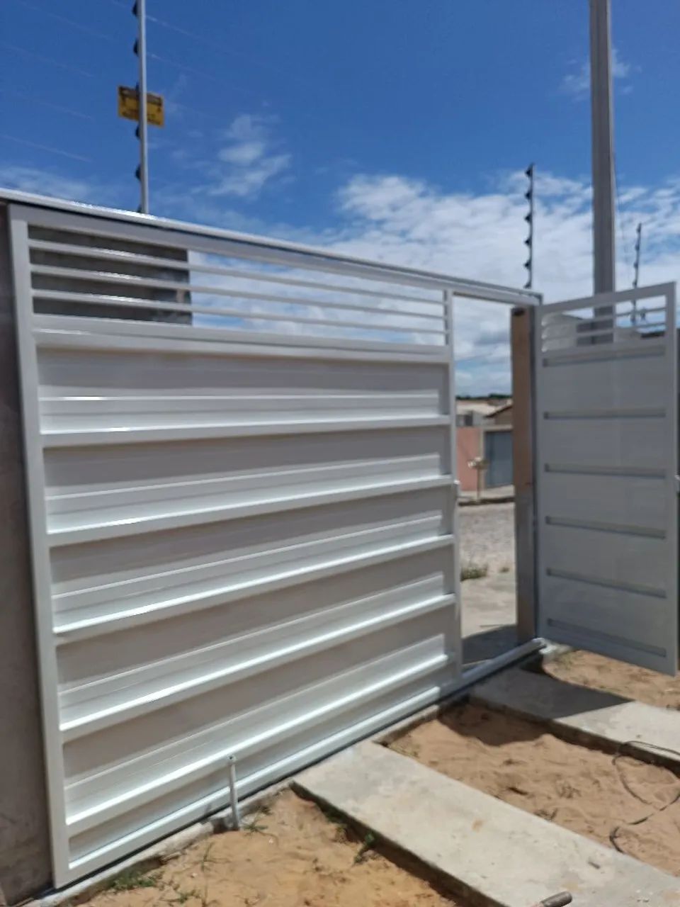 Portões sob encomenda64842058441858123