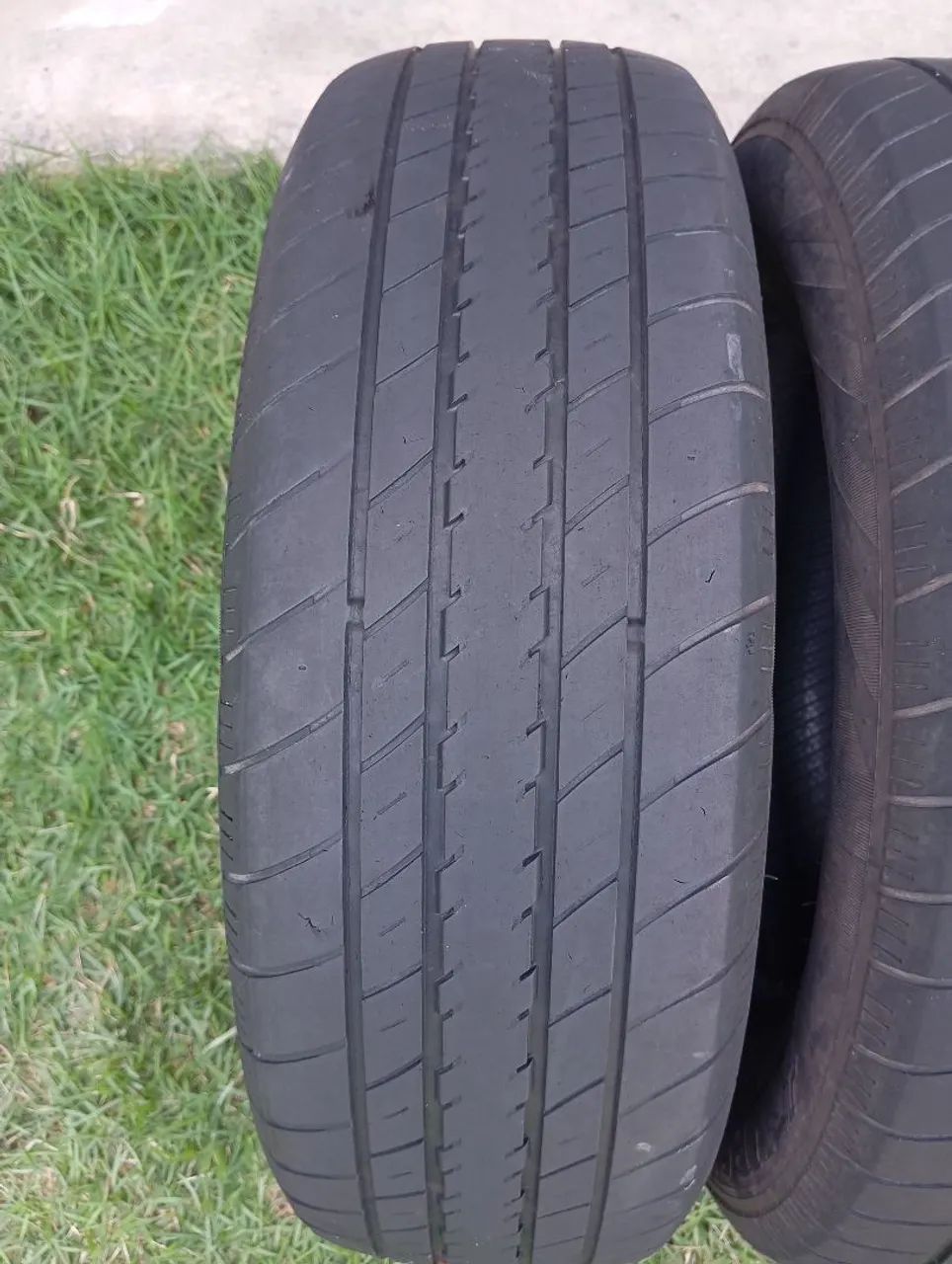 Par de pneus 185/70/14 JK VECTRA meia vida originais  - Foto 3