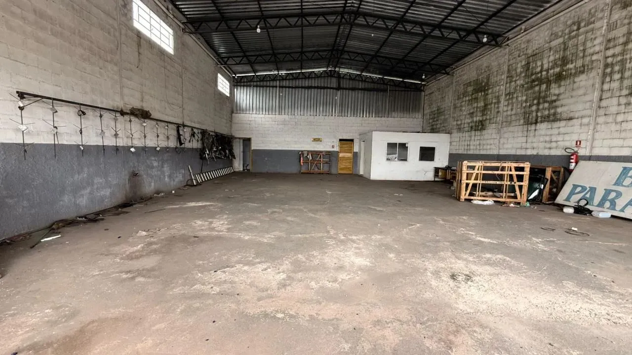 Imóvel para aluguel com 262 metros quadrados em Vila Brasília - Aparecida de Goiânia - GO