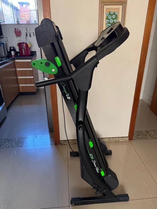 Esteira eletrônica Dream Concept 1.8 até 110kg  Bivolt  - Foto 3