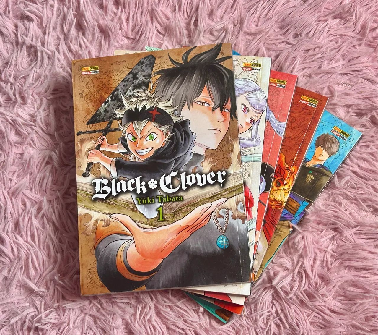 Mangá Black Clover 1 ao 5 