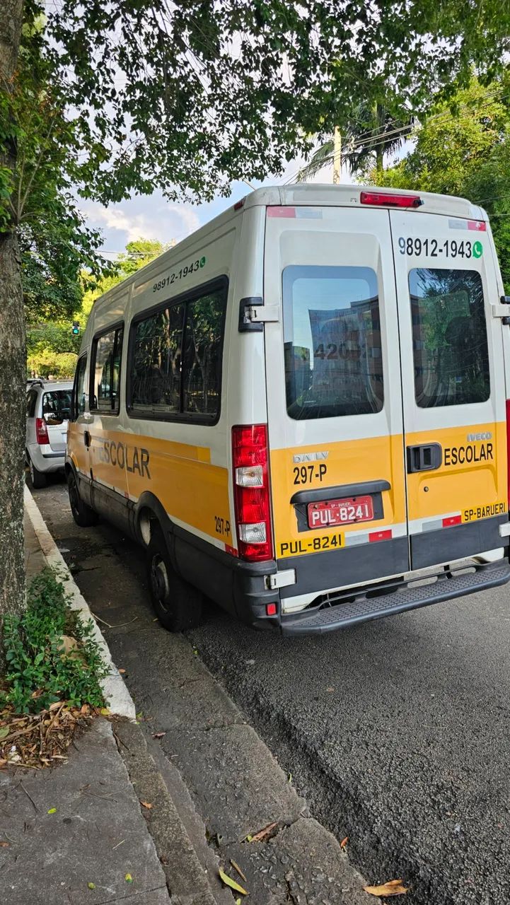 Van Escolar a venda 2013