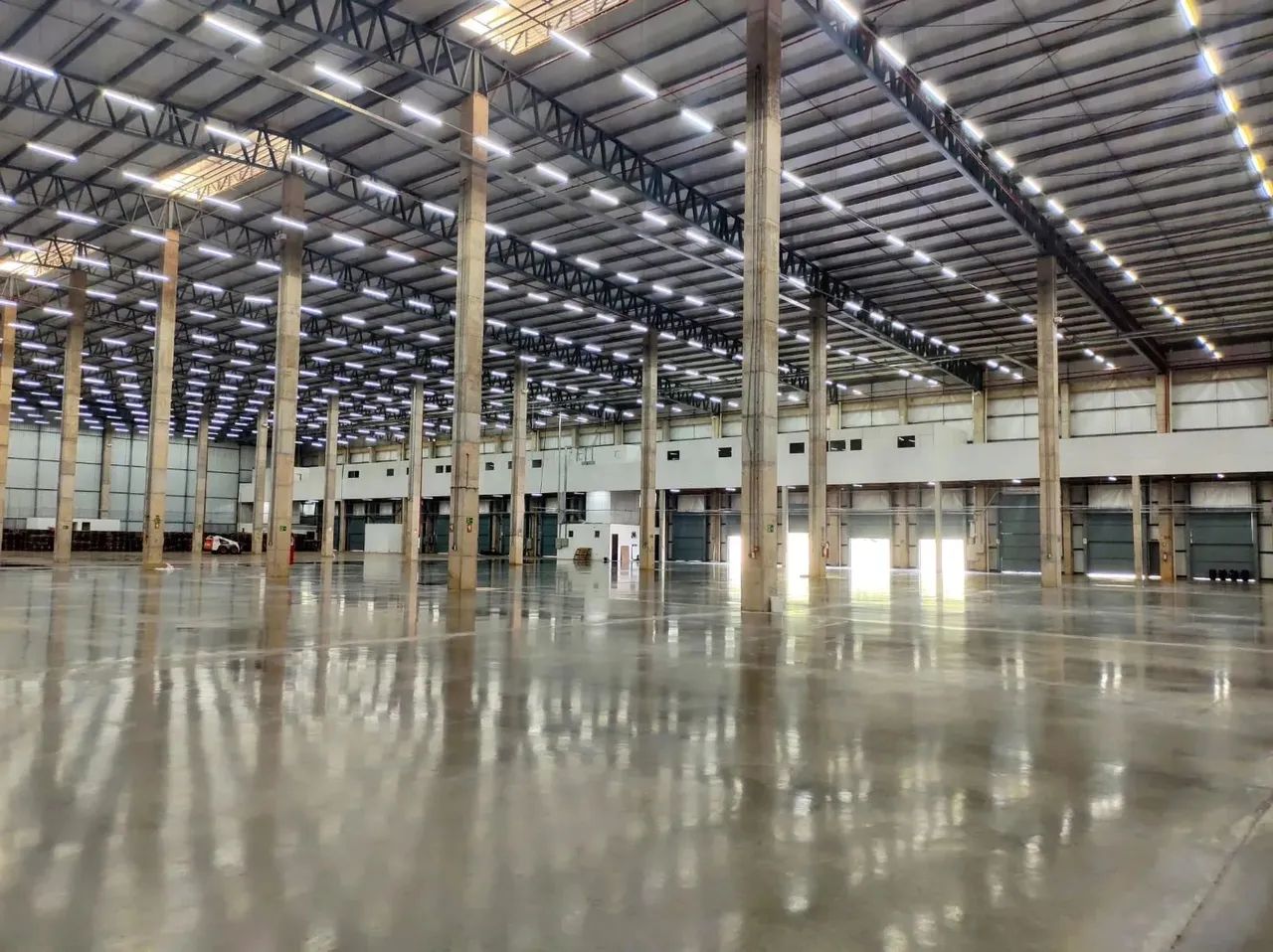 Galpão Logístico 5.000m² para Locação na BR-040 | Condomínio Fechado, Pé-direito de 15m, D - Foto 9