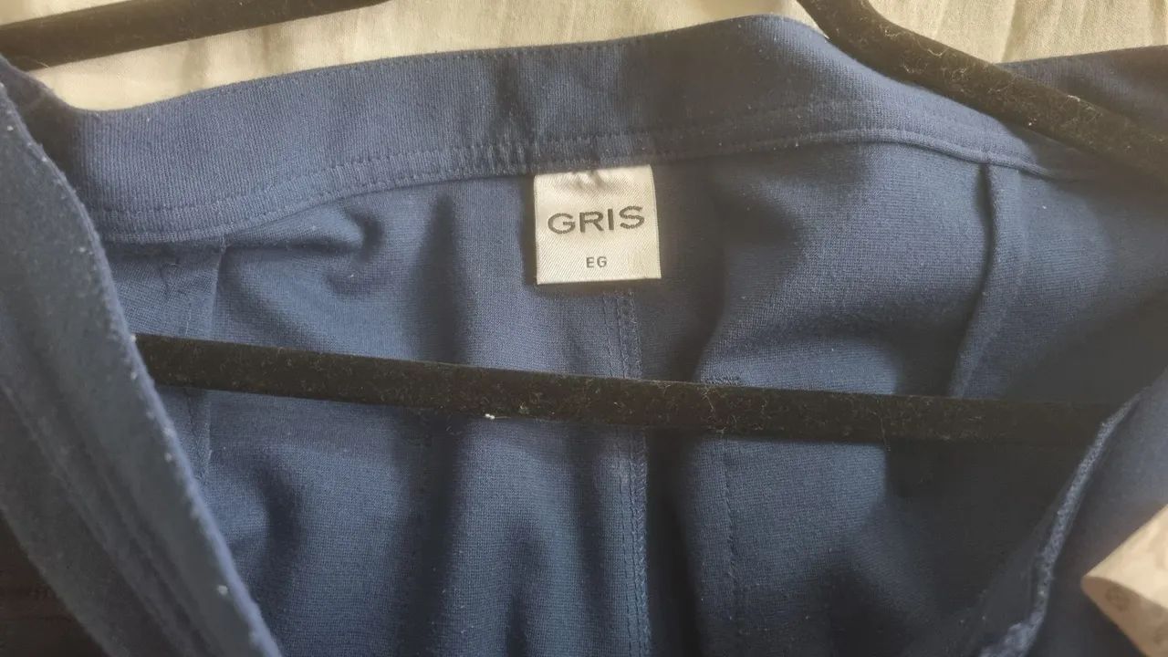 Calça azul com detalhes e elegância - Foto 4