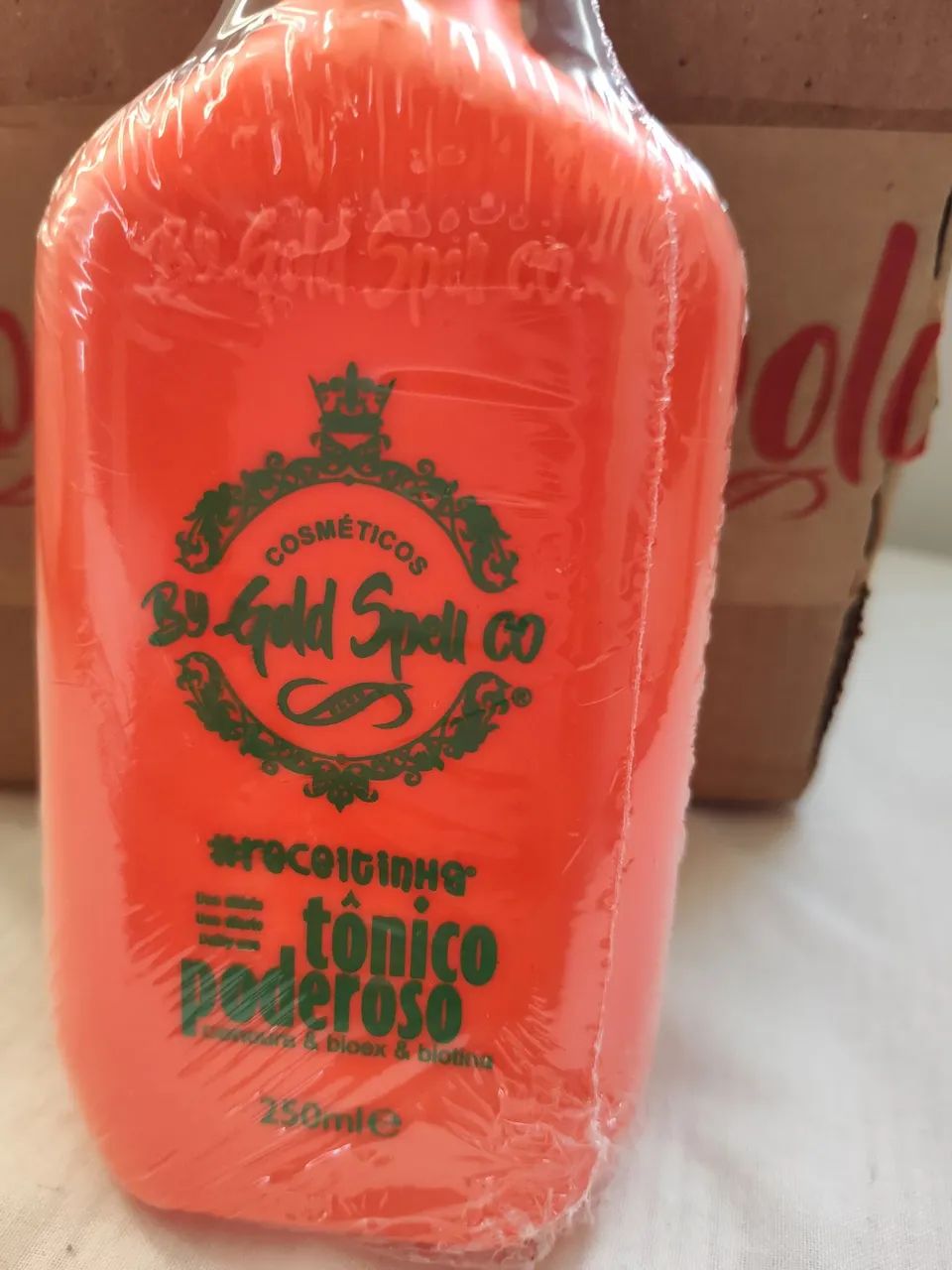 Tônico poderoso da Gold serve,para queda,quebra e falhas e acelera o crescimento capilar  - Foto 3