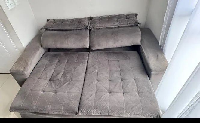 Sofá em excelente estado de conservação64842091852929122