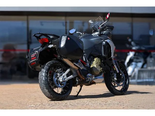 DUCATI MULTISTRADA 1160 V4S 1100 cc  - Foto 3