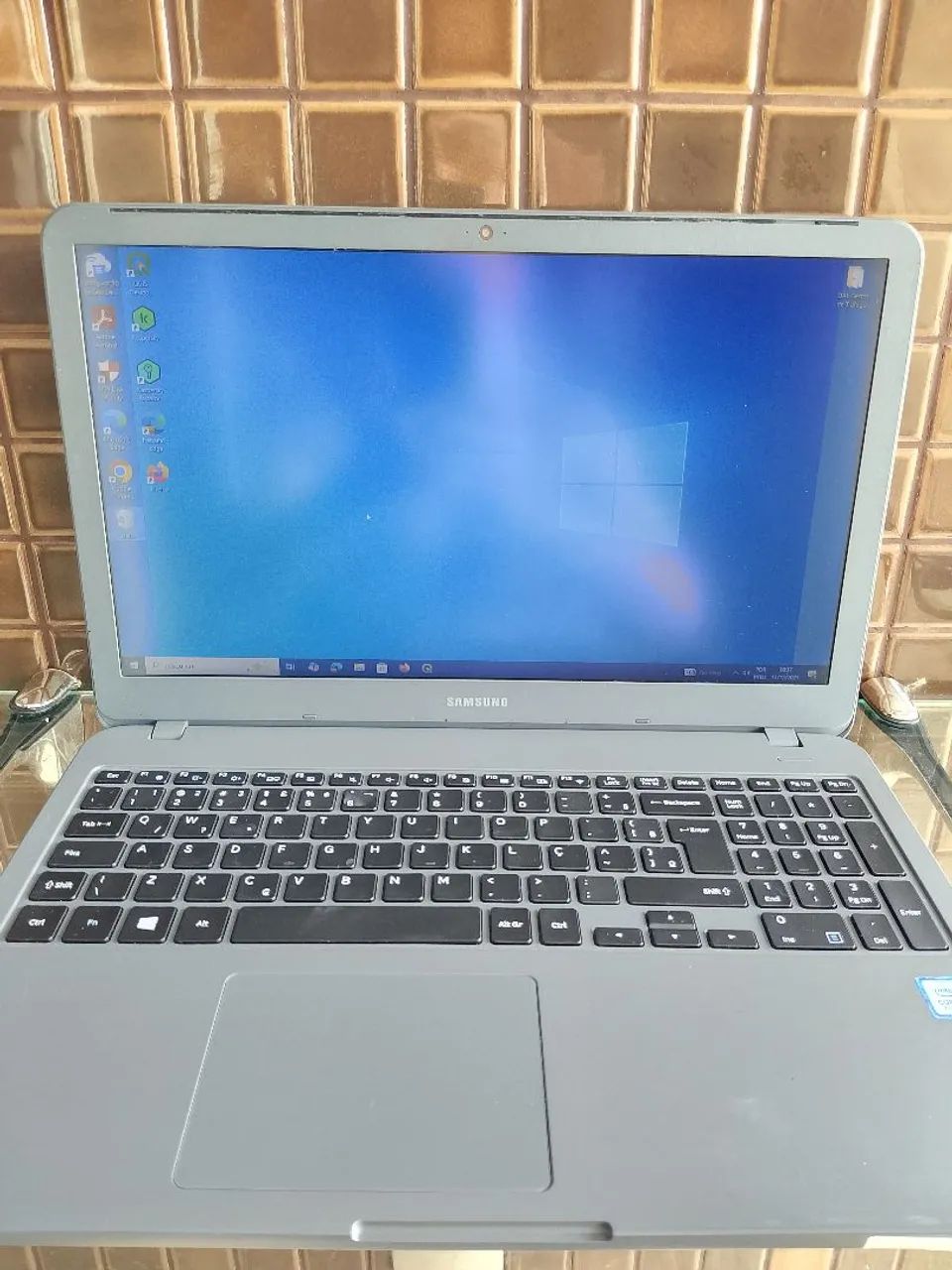 Notebook Samsung 14" Core i3