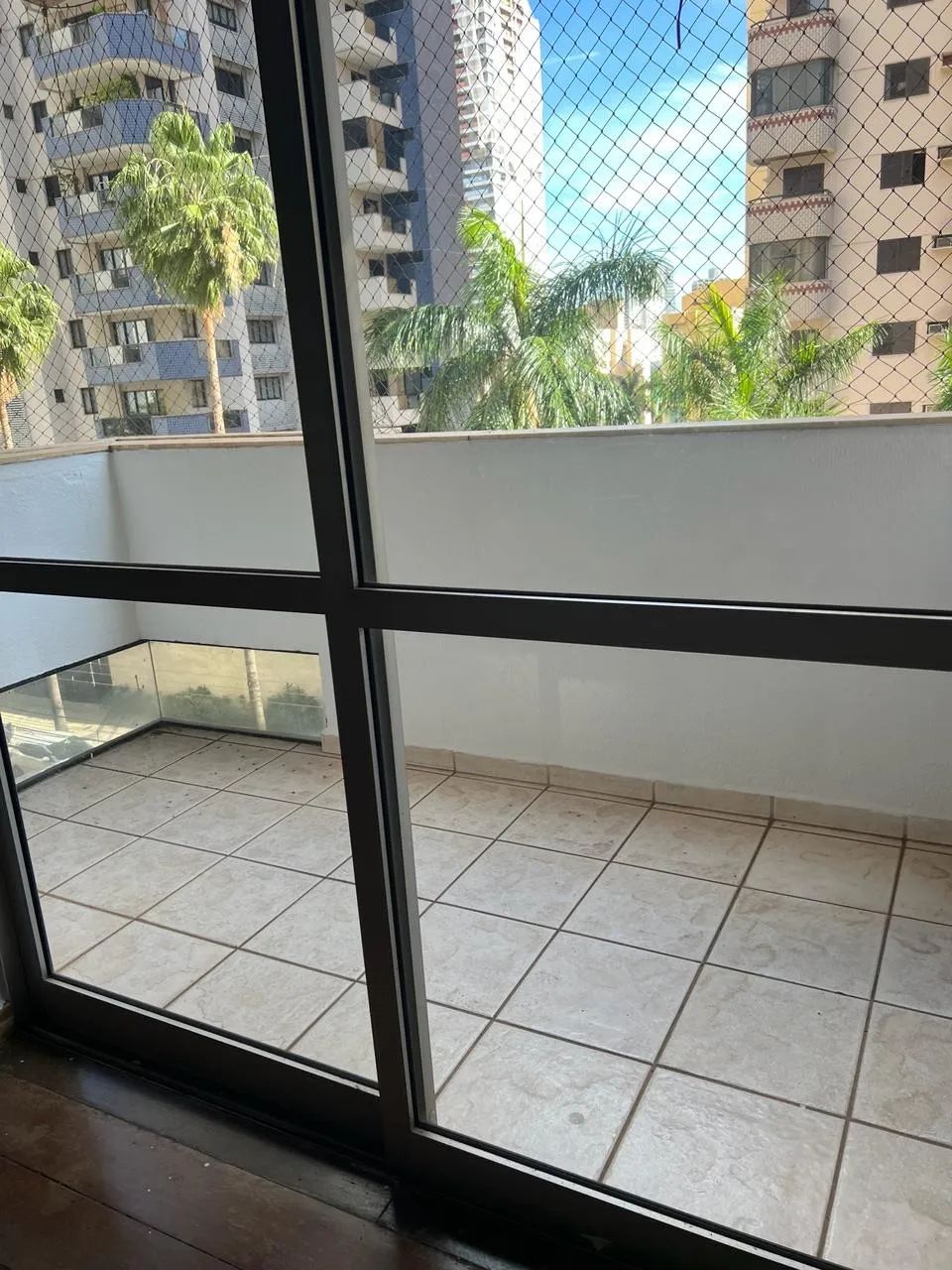 Apartamento para Aluguel no Setor Bueno  4 Quartos