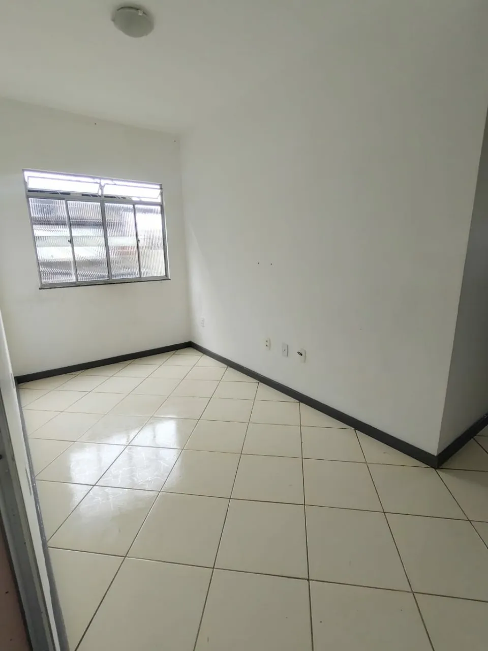 SOBRADO de 3 CASAS para venda 50.000, cada, 48M2.Com 2 quartos em Cosme de Farias - Salvad