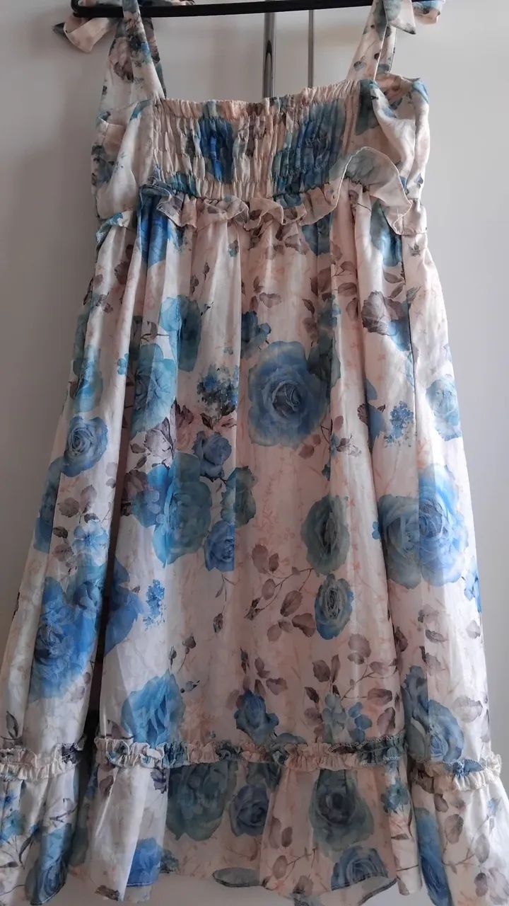 Vestido Floral Azul e Branco - Foto 2