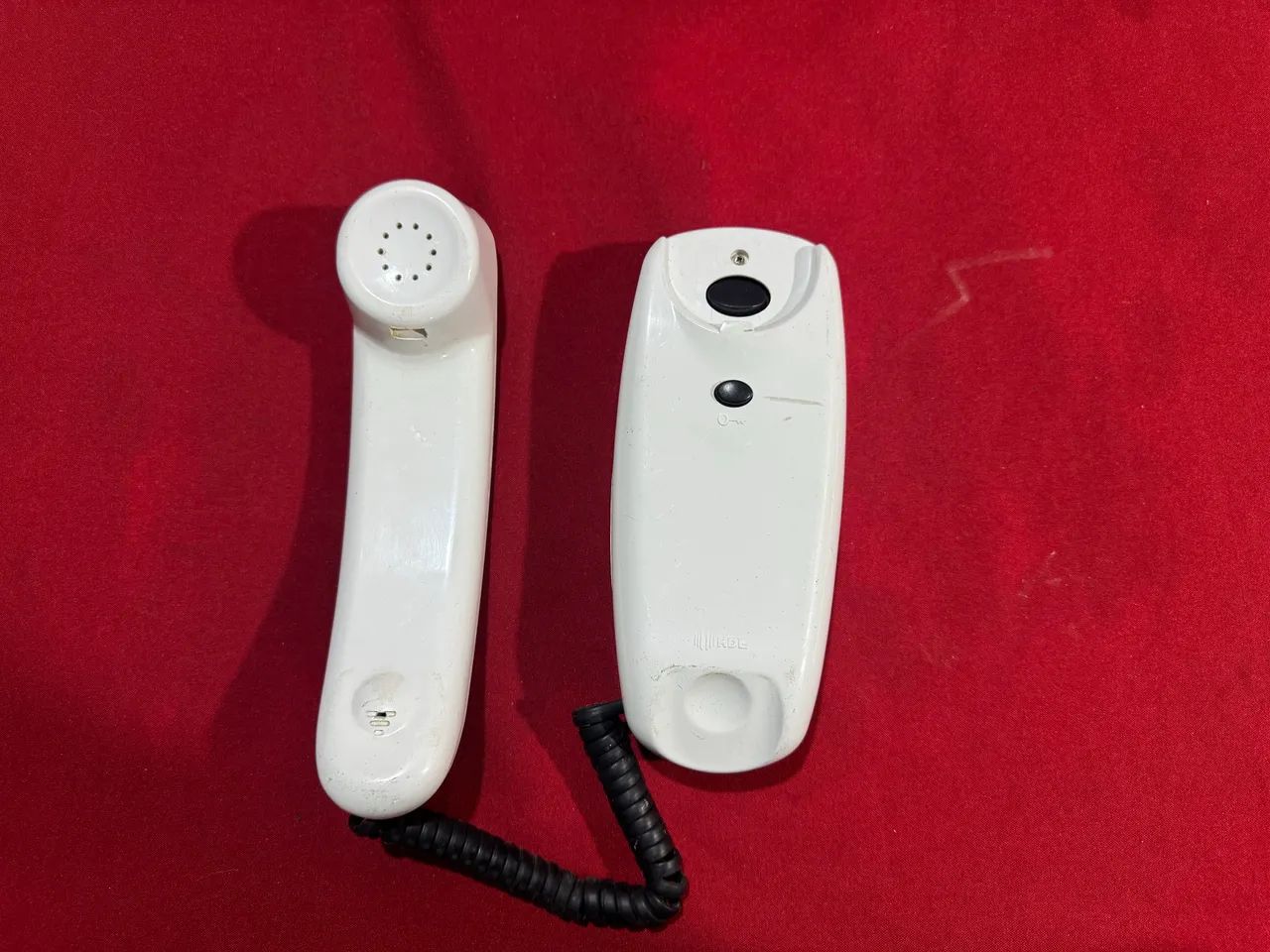 Interfone branco de parede64315482940162120