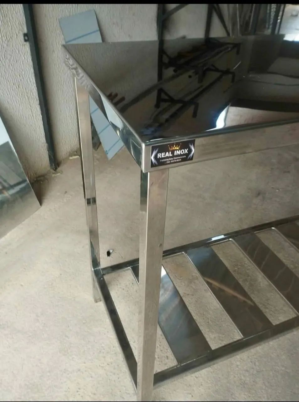 Mesa totalmente em aço inox 