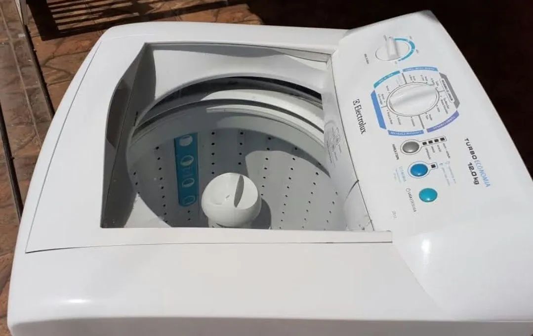 Máquina de Lavar Roupa Electrolux Turbo Economia 12,0Kg