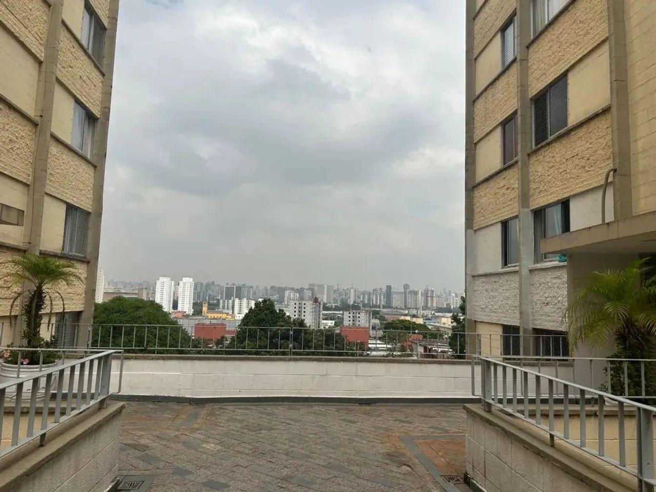 Apartamento tipo para venda com 2 quartos, 71m² - Foto 2