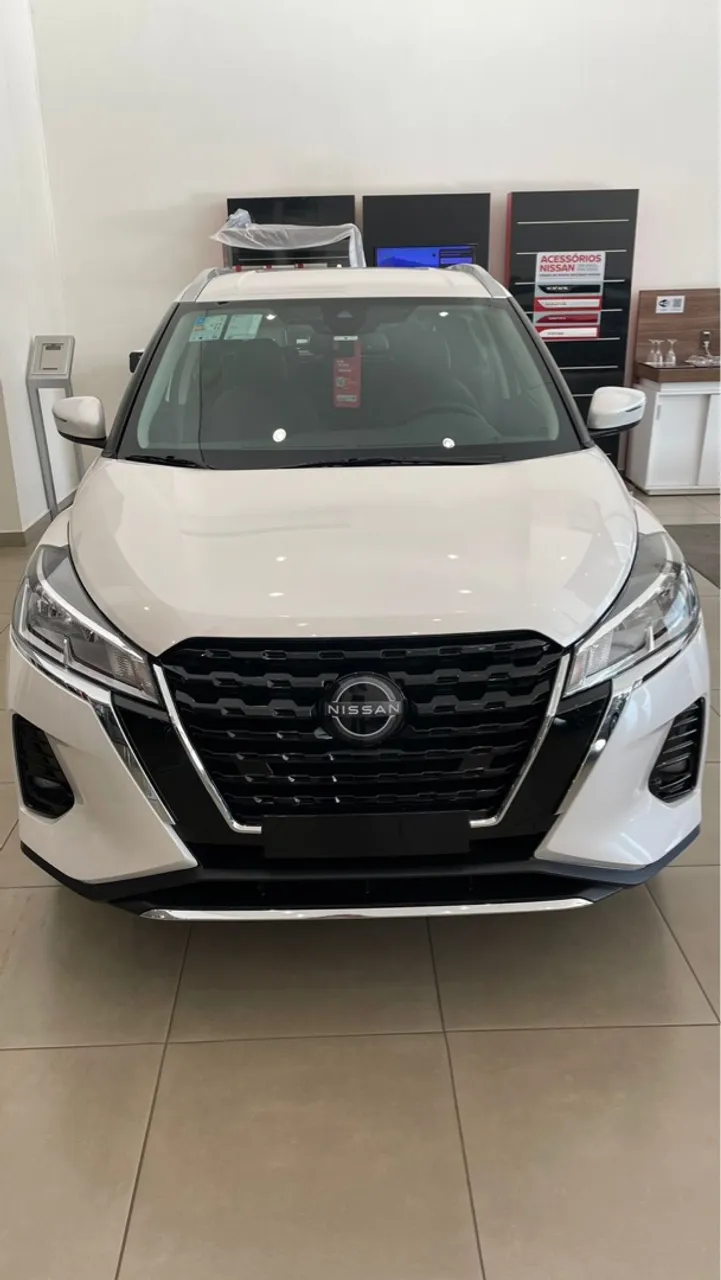 Nissan kicks Play Advance zero km