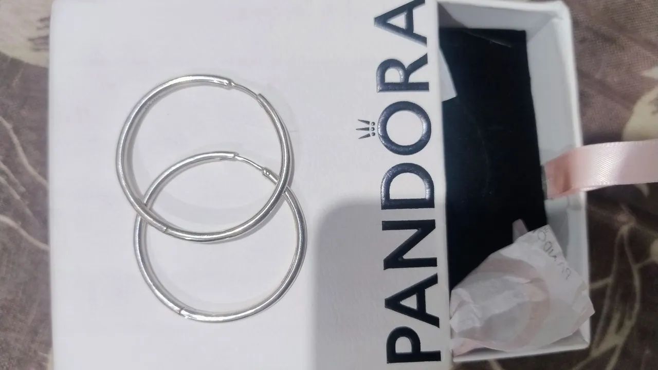 BRINCO ARGOLA PANDORA PRATA NOBRE