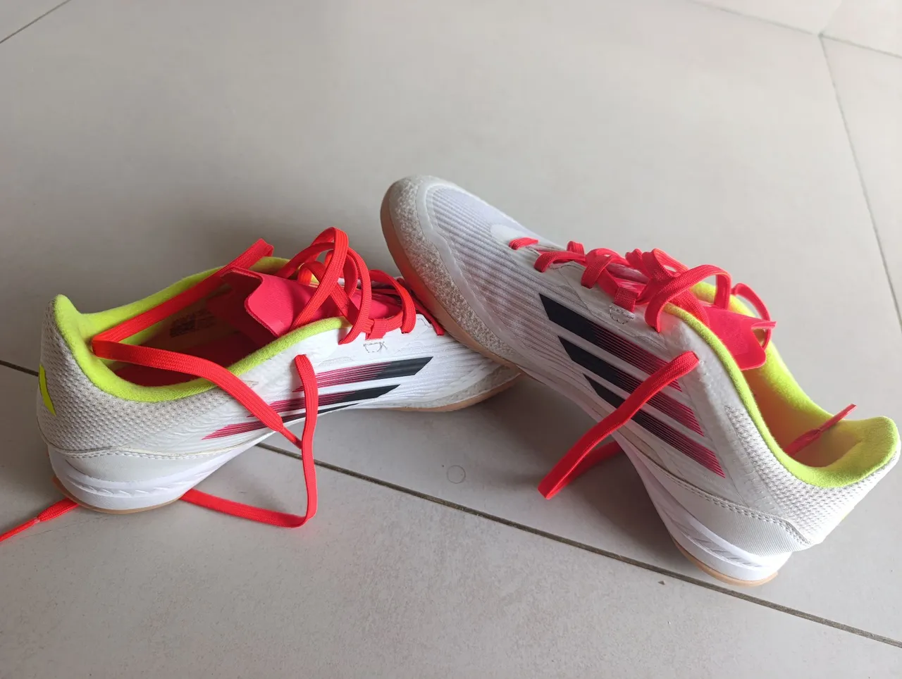 Chuteiras Adidas Futsal original Tamanho 38