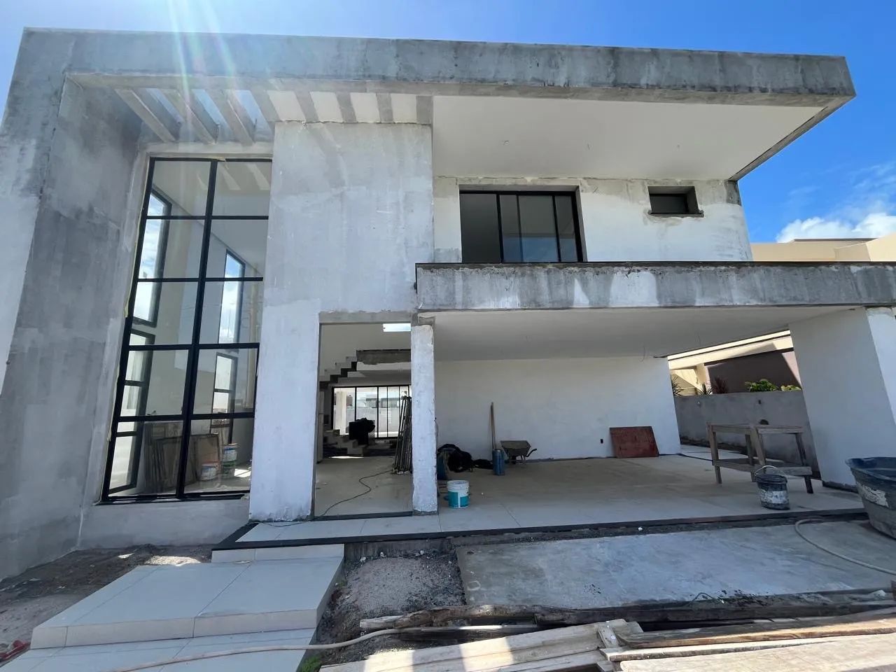 Casa a venda no Alphaville Sergipe em fase final de construção 