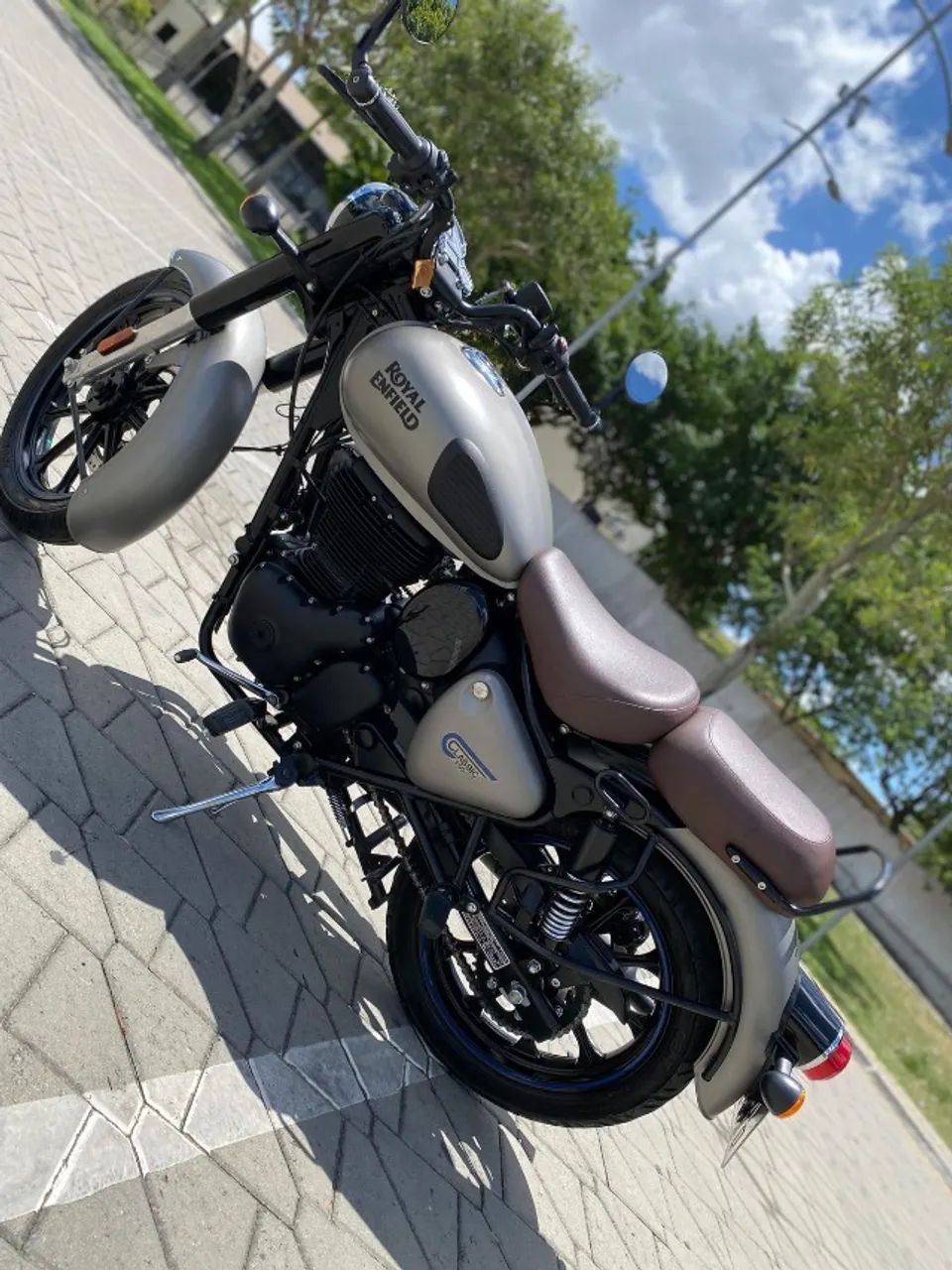 Royal Enfield Classic 350 - Foto 4