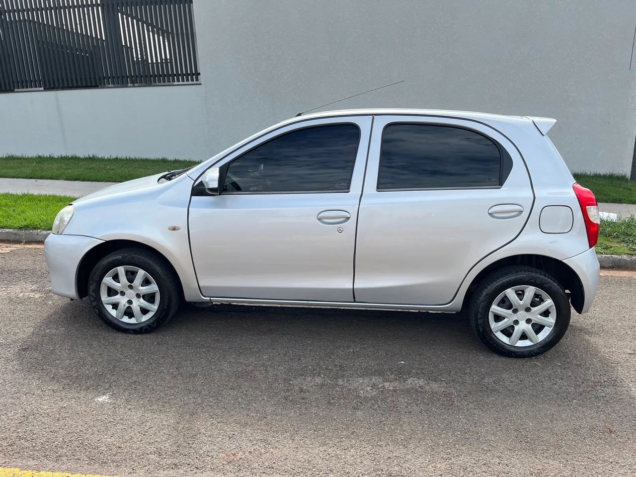 Etios X 1.3 Flex 2015/2016 - Foto 2
