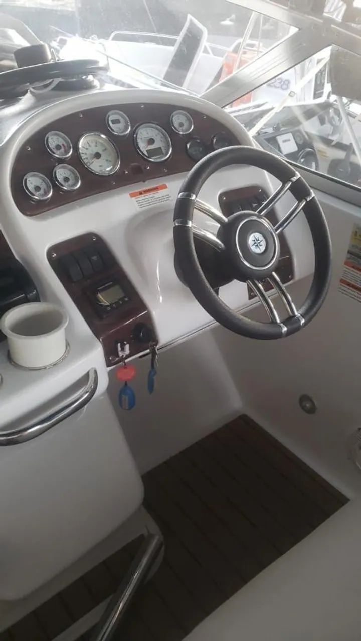 Lancha Chris Craft, motor Volvo 300hp - 2010 - Foto 9