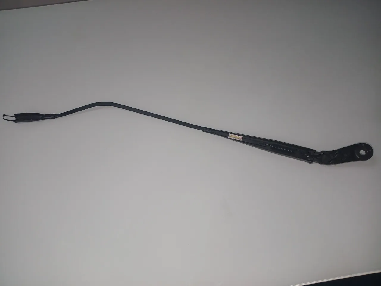Braço limpador de para-brisa - usado
