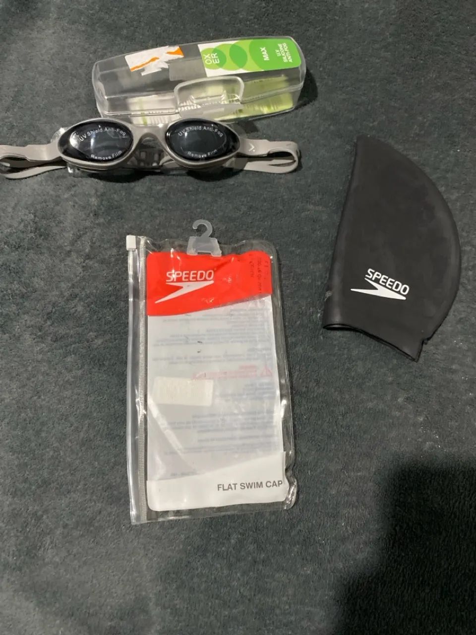 Kit óculos de natação + touca de natação (nunca usado) - Foto 2