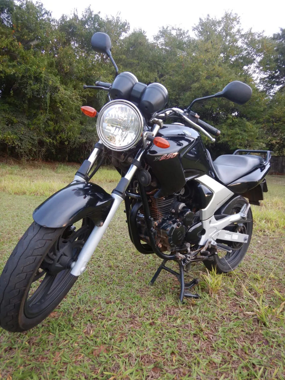 Fazer 250