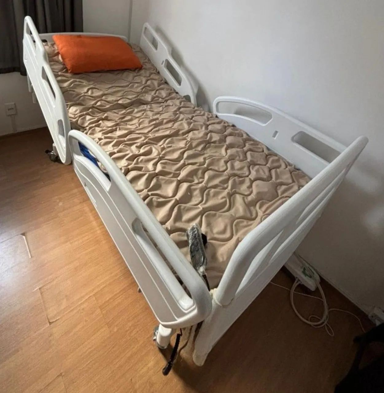 8-Position Electric Hospital Bed with Foam Mattress and Anti-Decubitus Air Mattress