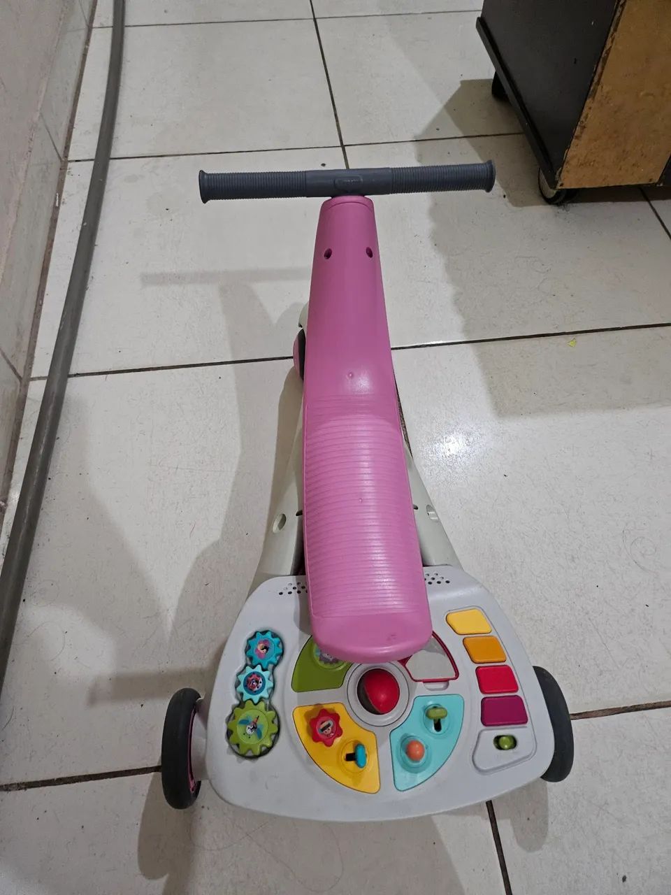 Andador Infantil Interativo com Música e Luzes
