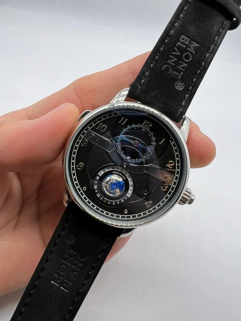 Relógio Estilo MontBlanc World  em Aço Inoxidável e Couro - Foto 4