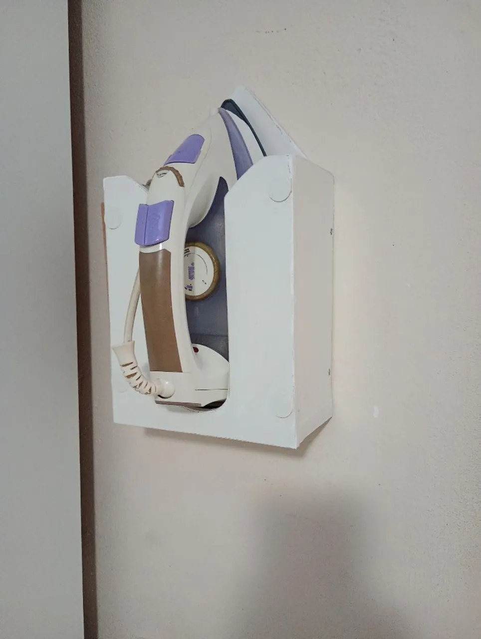 Suporte para Ferro de Passar Roupa