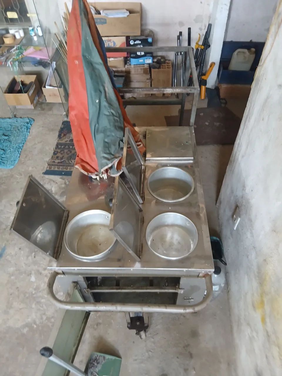 carrinho  de cachorro  quente 