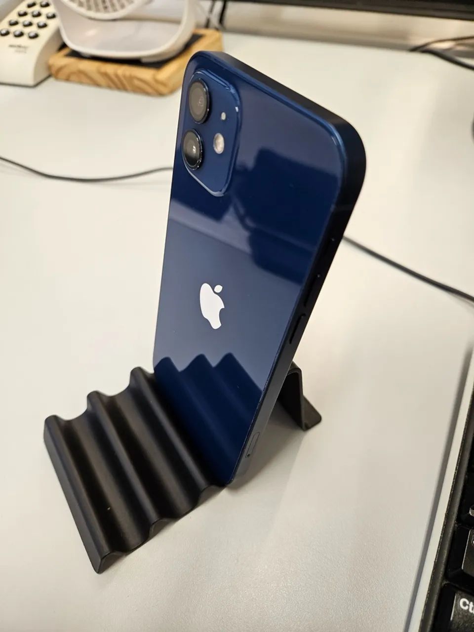 Troco iPhone 12 e s23 - Foto 5
